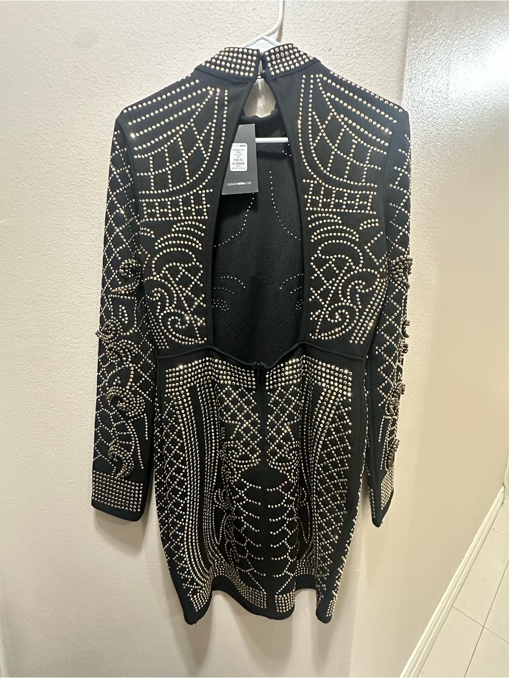 Fashion Nova Brightest Gem Studded Rhinestone Open Back Mini Dress
NEVER WORN